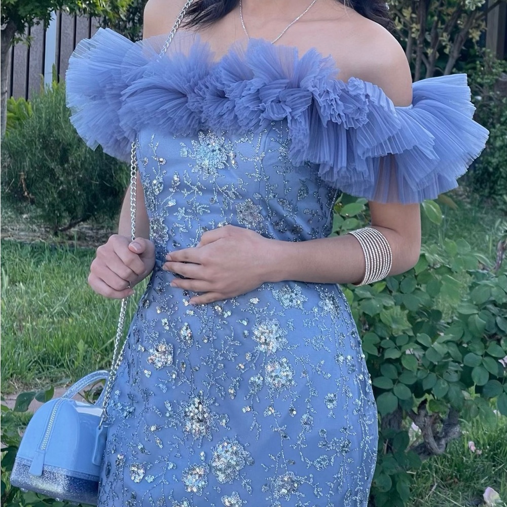 GOWN Light blue, silver highlights, mermaid cut